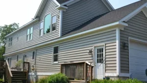 Professional siding remodeling services in Vancouver WA replacing exterior panels